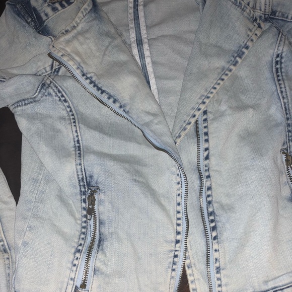 Denim jacket - Picture 3 of 3